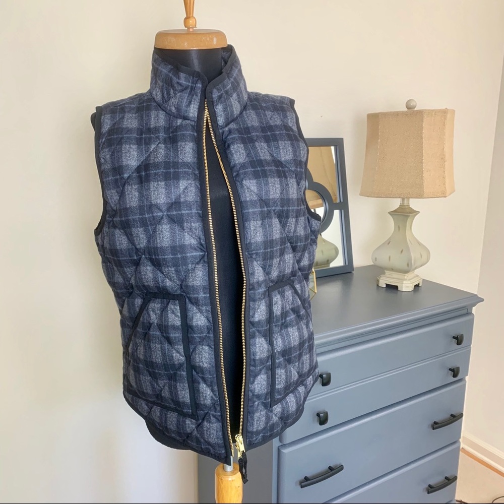 J. Crew Factory Down Puffer Plaid Vest B3 - Picture 2 of 8